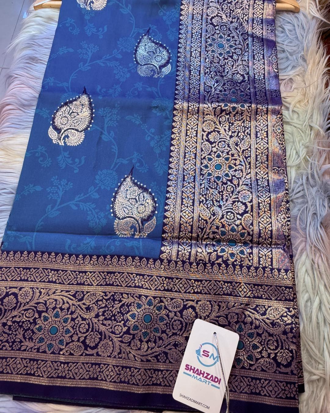 605640755_122158348502855247_902455239057022971_n (1) Premium Katan Sharee - প্রিমিয়াম কাটান শাড়ি - Image 1